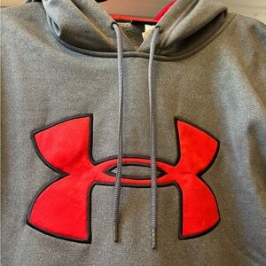 NWOT Under Armour Hoodie 😎